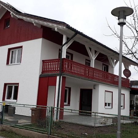 Gaestehaus Grenzenlos Aholfing Exteriér fotografie